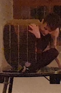 2017 Schlangenfrau Magdalena Stoilova Contortion Show im Weinkeller in Frankfurt am Main