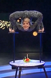 2017 Schlangenfrau Magdalena Stoilova Kontorsion Show Gesundheitsshow im BR Fernsehen mit Christine Neubauer, Mnchen